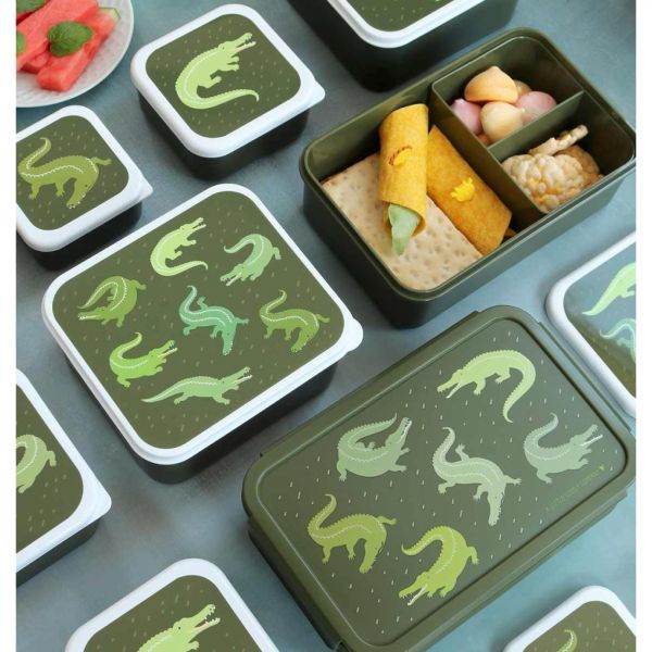 Lunch box crocodiles