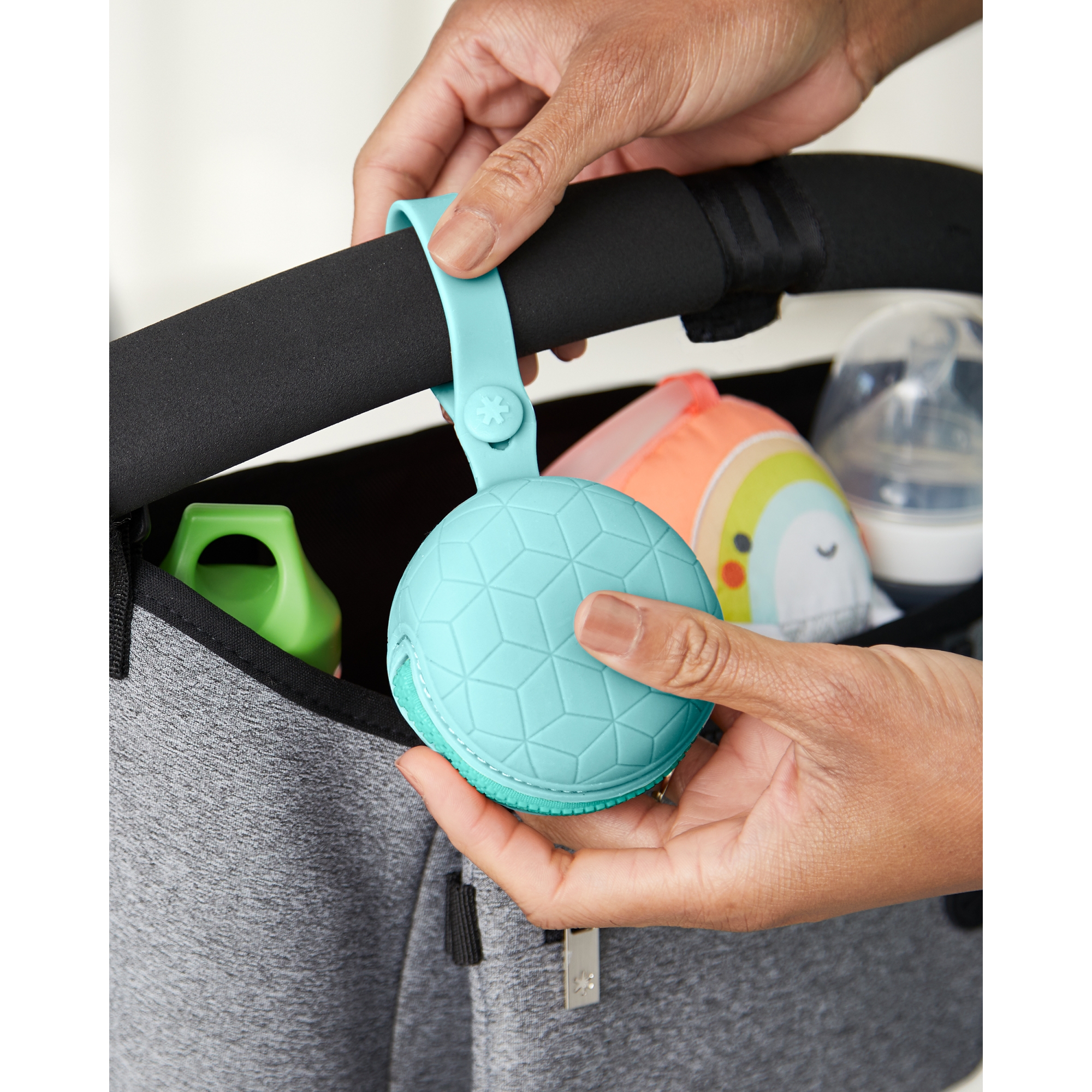 skip hop grab go silicone pacifier holder