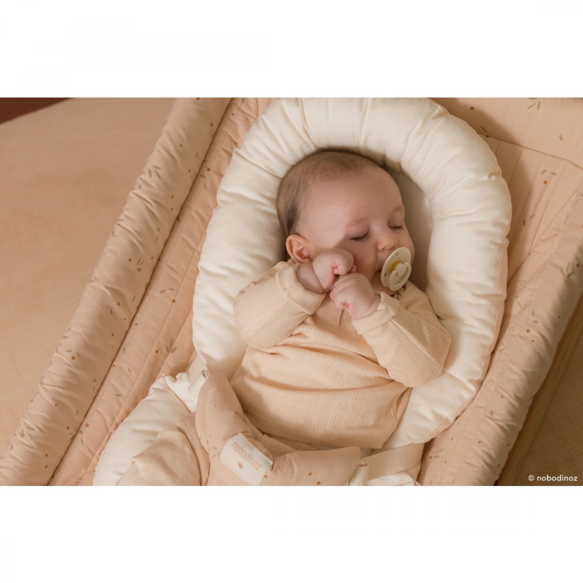 Réducteur de lit bébé, réducteur de lit bébé, cocon de nid de bébé pour  nouveau-né Coussin de bébé Berceau de voyage portable (gris étoile)