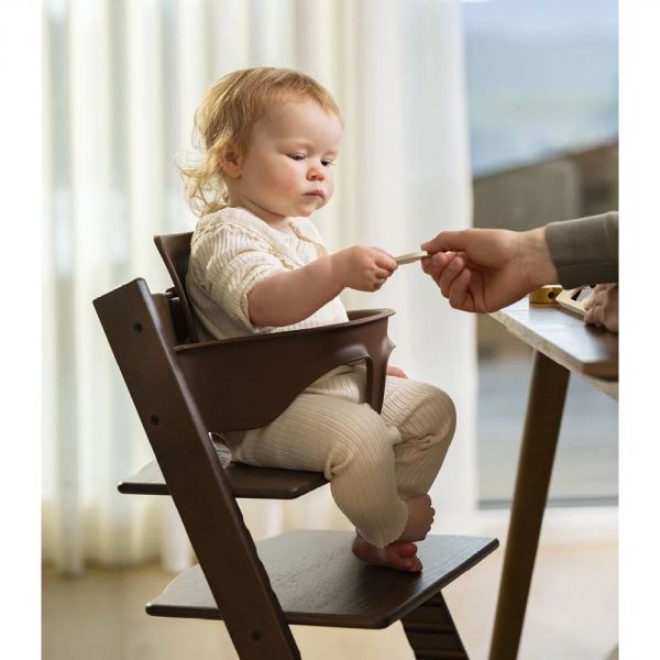 Pack chaise haute Tripp Trapp + baby set + tablette Chêne brun chaud