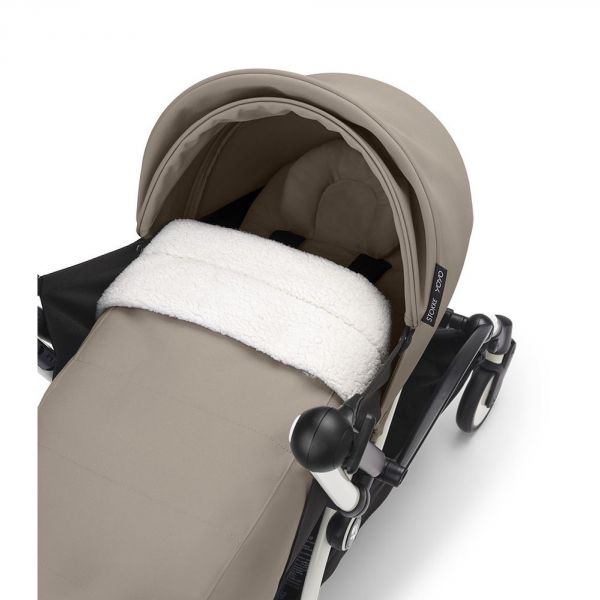 Poussette trio YOYO 3 - Châssis blanc Pack 0+ & 6+ Taupe + siège auto car seat by BeSafe