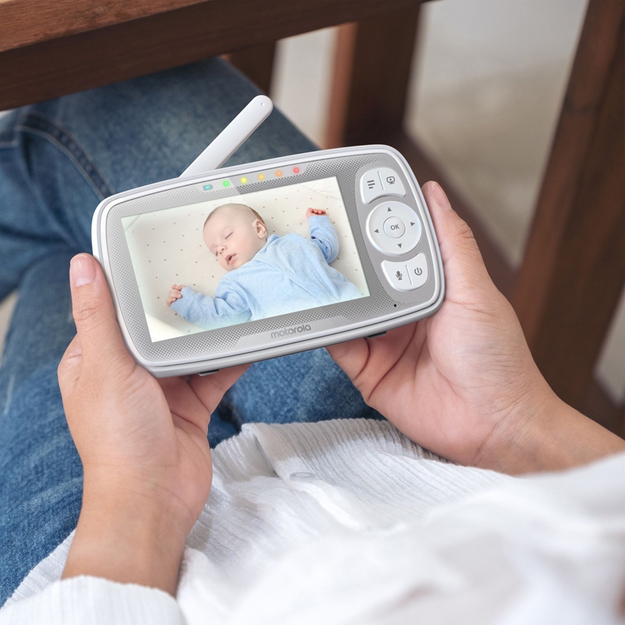 Motorola baby Babyphone VM 44 CONNECT - Écoute bébé Motorola baby sur  L'Armoire de Bébé
